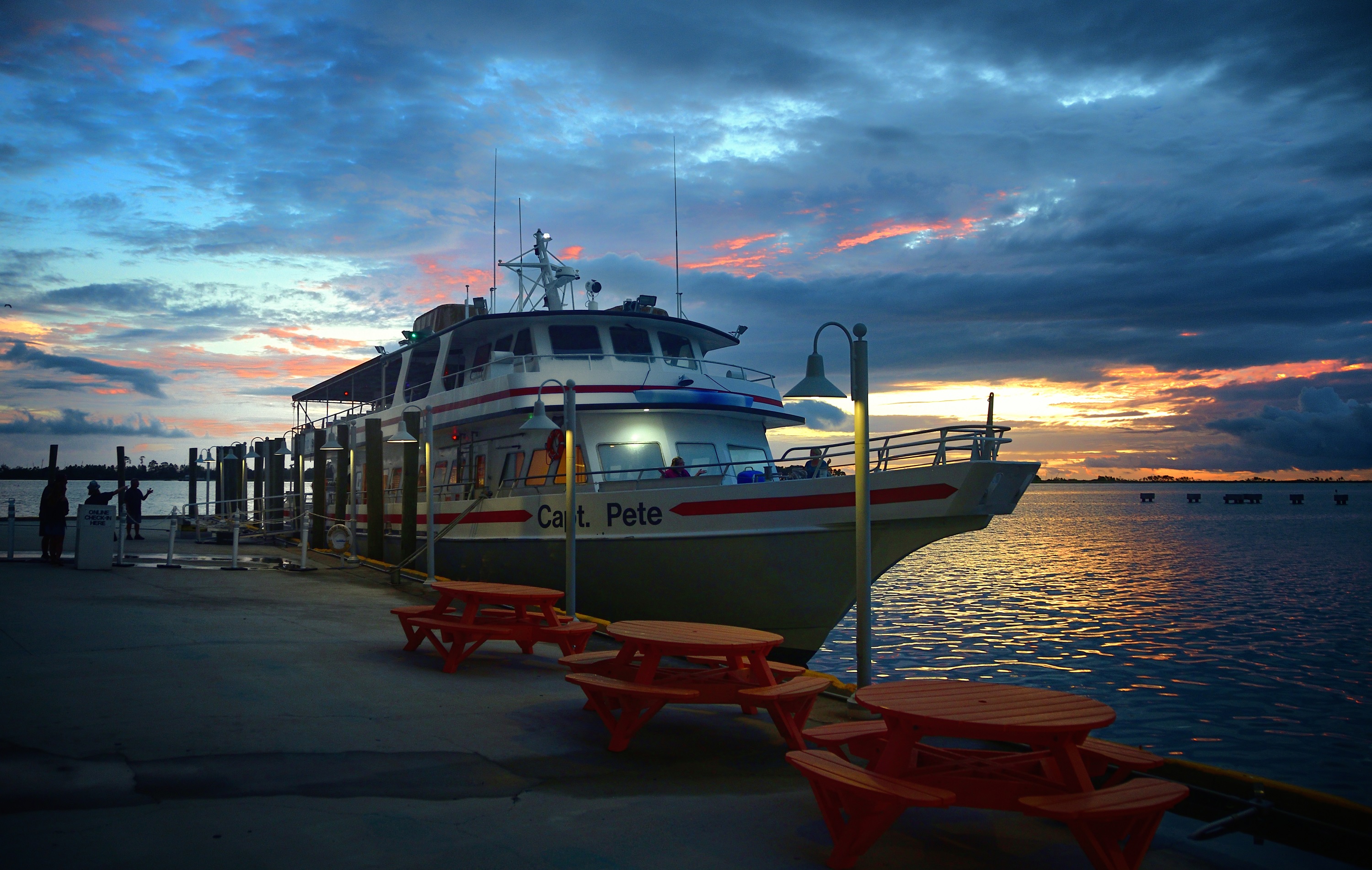 biloxi riverboat dinner cruise